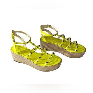 Marc Fisher Espadrille Wedge Sandals Jensen Neon Yellow Studded Womens size 8M